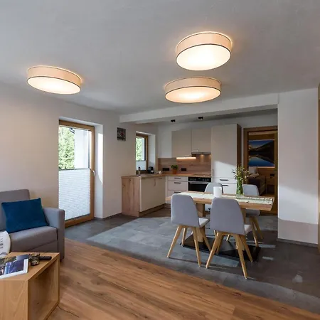 Steinberg Apartment *