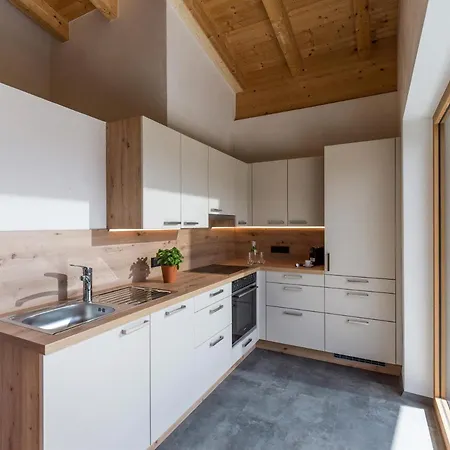 Steinberg Apartment *